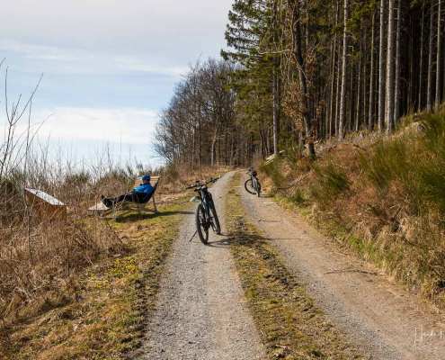 Waldsofa oberhalb von Fleckenberg