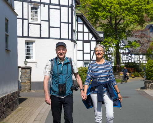 Gut gelaunte Gäste ツ