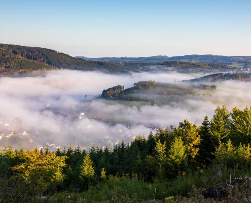 September - Nebel über dem Lennetal