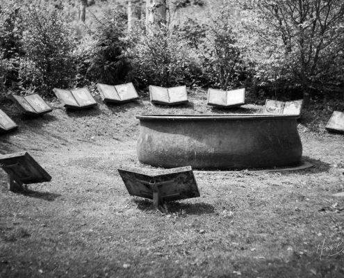 Hexenplatz bei Oberkirchen von der Künstlerin Lili Fischer